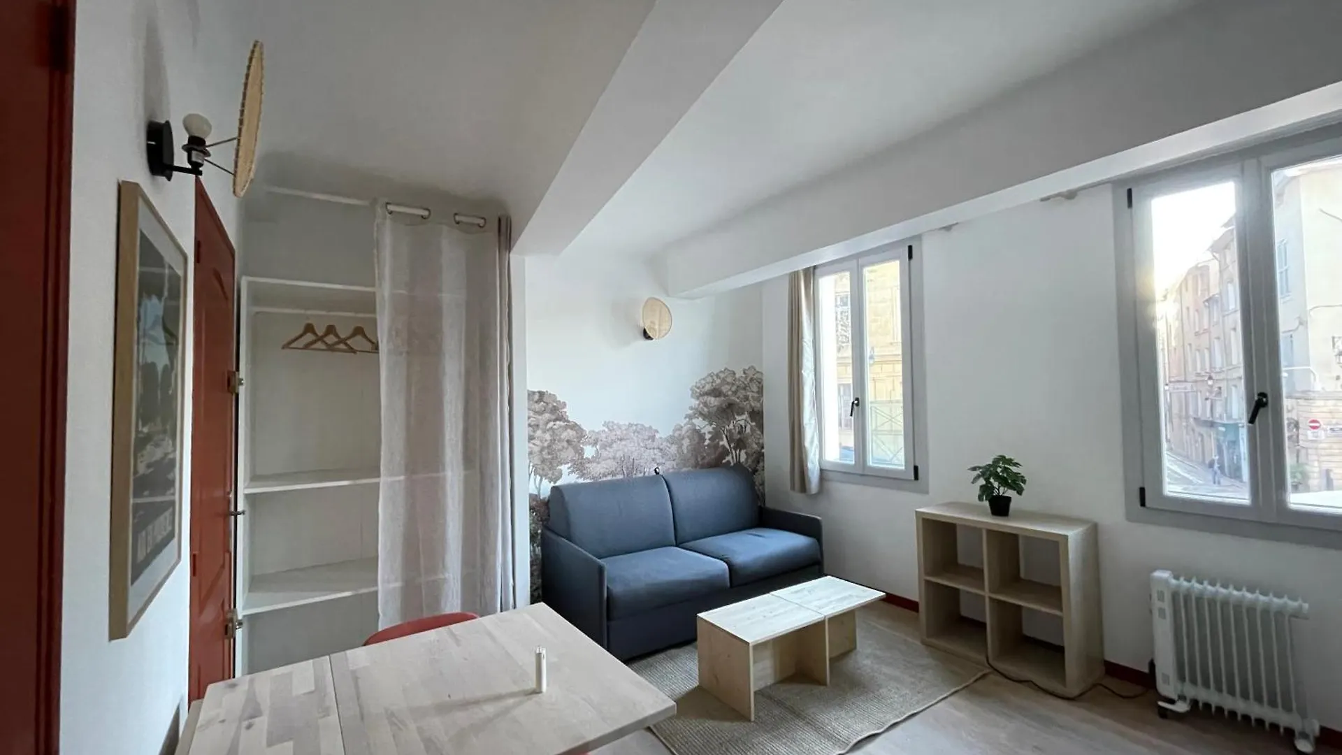 Studio Plein Centre Ville 1Er Etage آيكس أومبروفينس 0*, آيكس أومبروفينس فرنسا